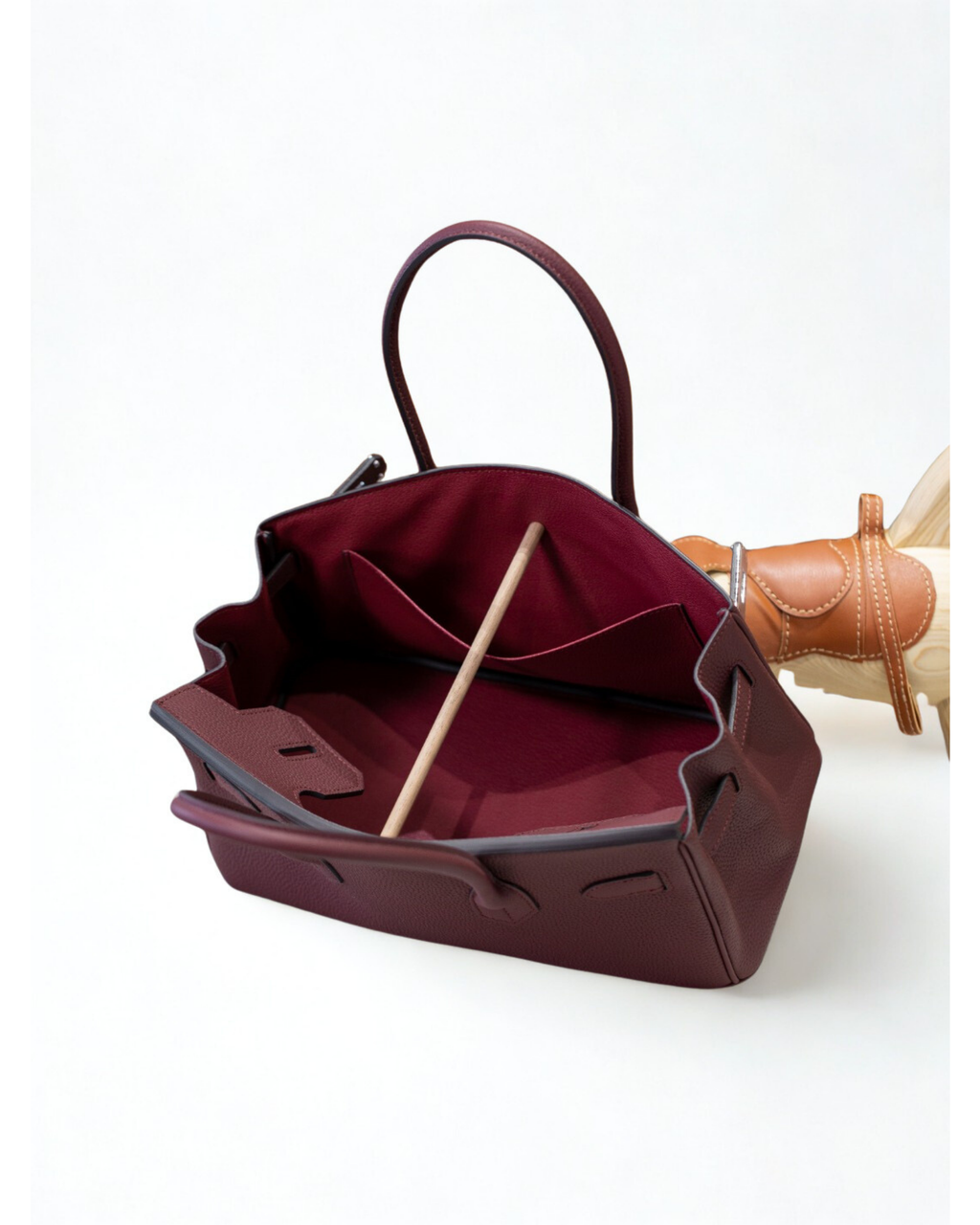 Le Sabot Shoulder - Maroon